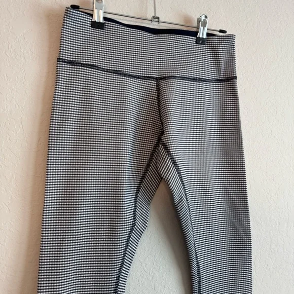 Lululemon Wunder Under Crop II Gingham Luon White Black 6 - Picture 3 of 7